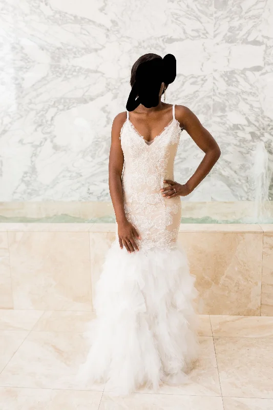 Vera Wang ESME Holiday unclassified dresses