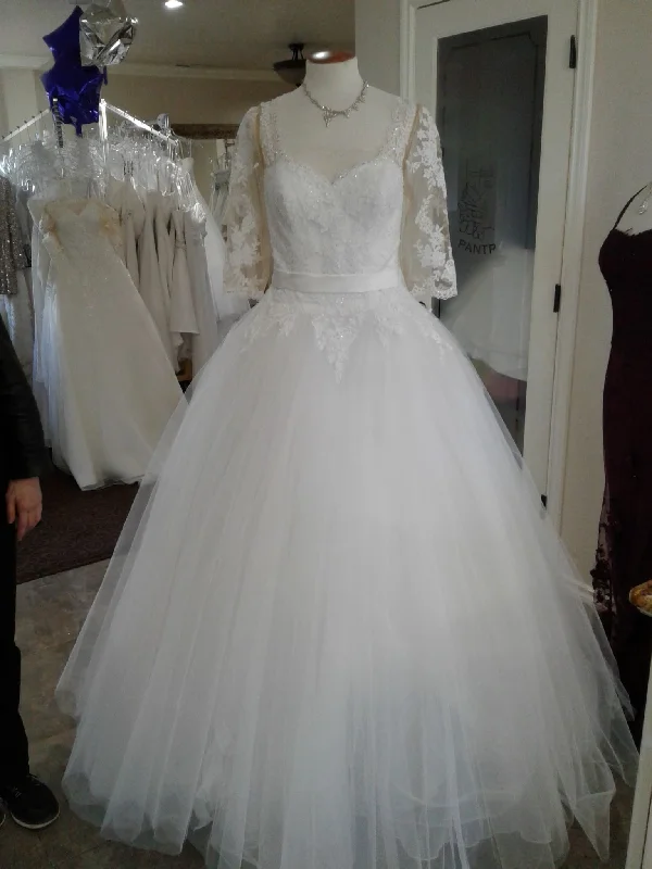 White One / W1 7795809 Formal unclassified dresses